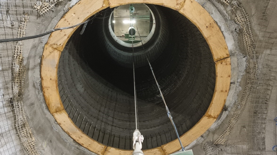 AKV1_2