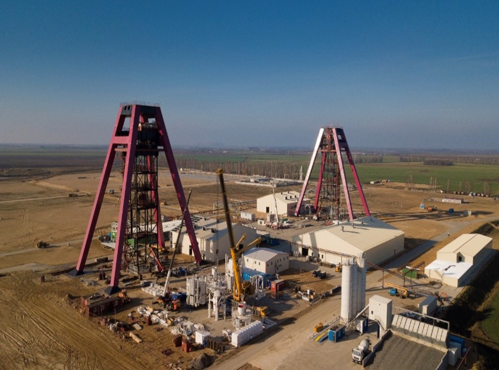 Drohnenaufnahme Slavkaliy Bergwerk Nezhinsky