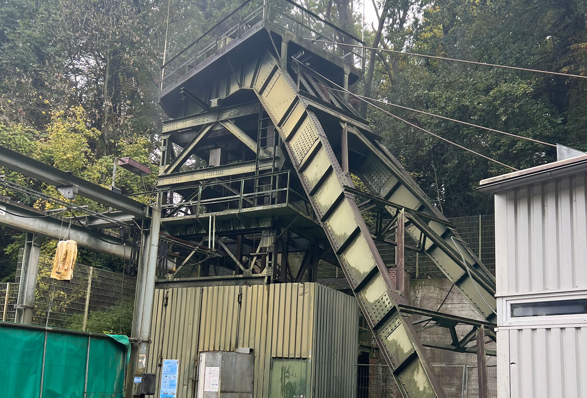 Über Tage Aufnahme Schacht Holthuser Tal, Bergwerk Heinrich in Essen